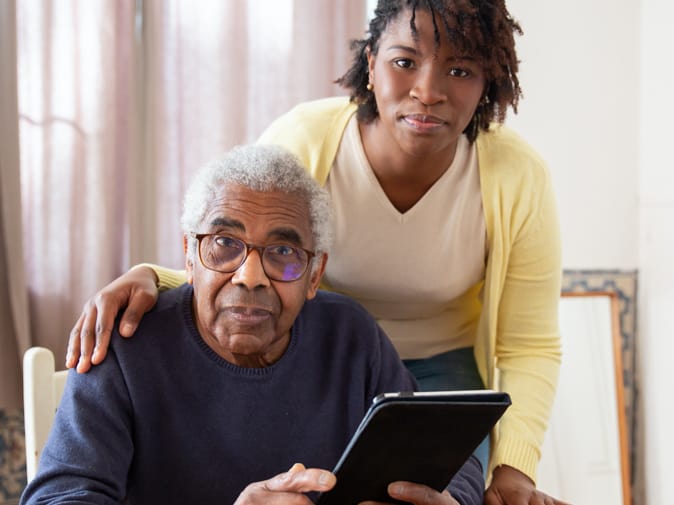 Tablettes pour les seniors : fonctionnalités et avantages